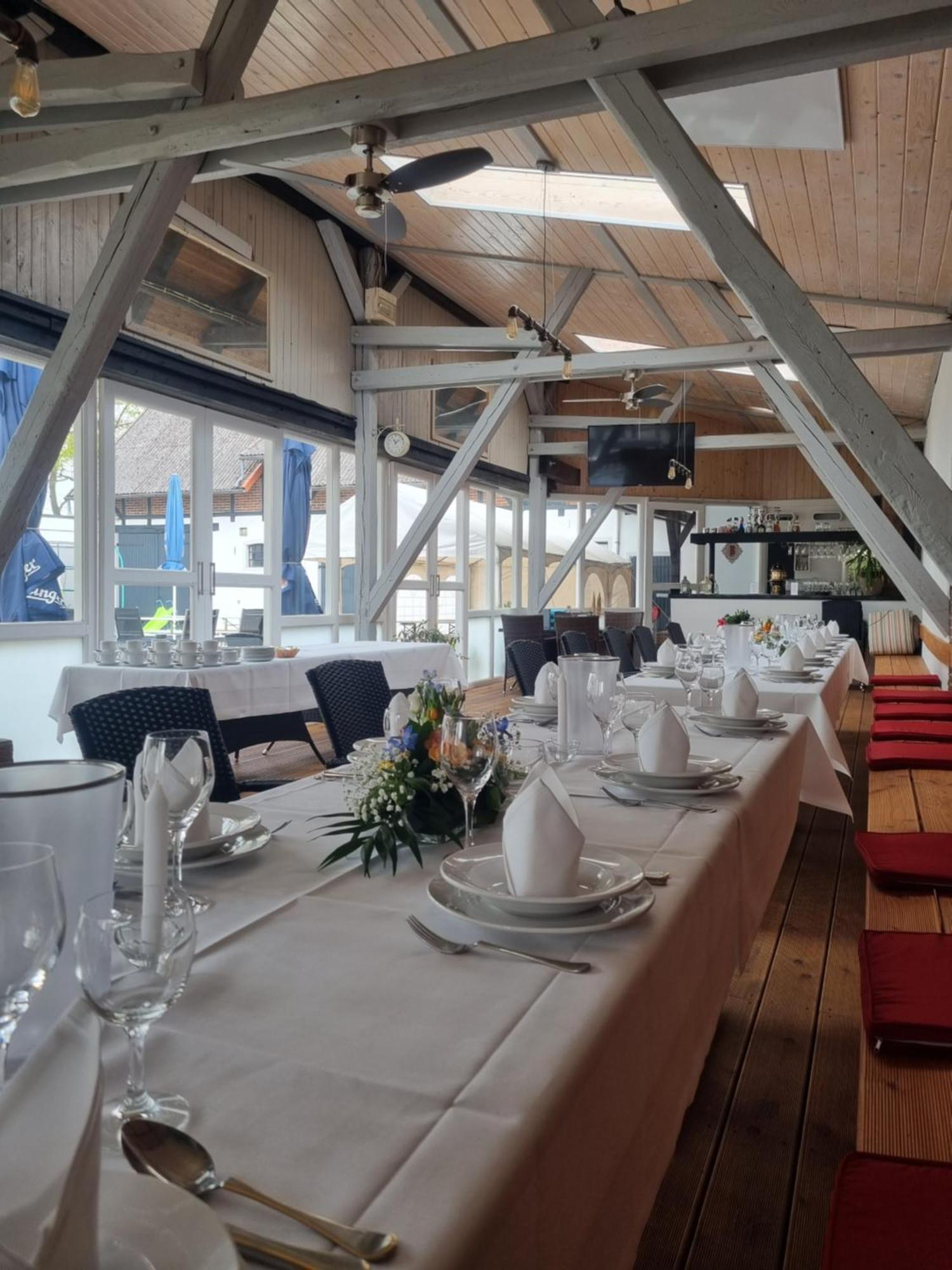 Bennetts Restaurant Und Hotel Wittingen Exterior photo