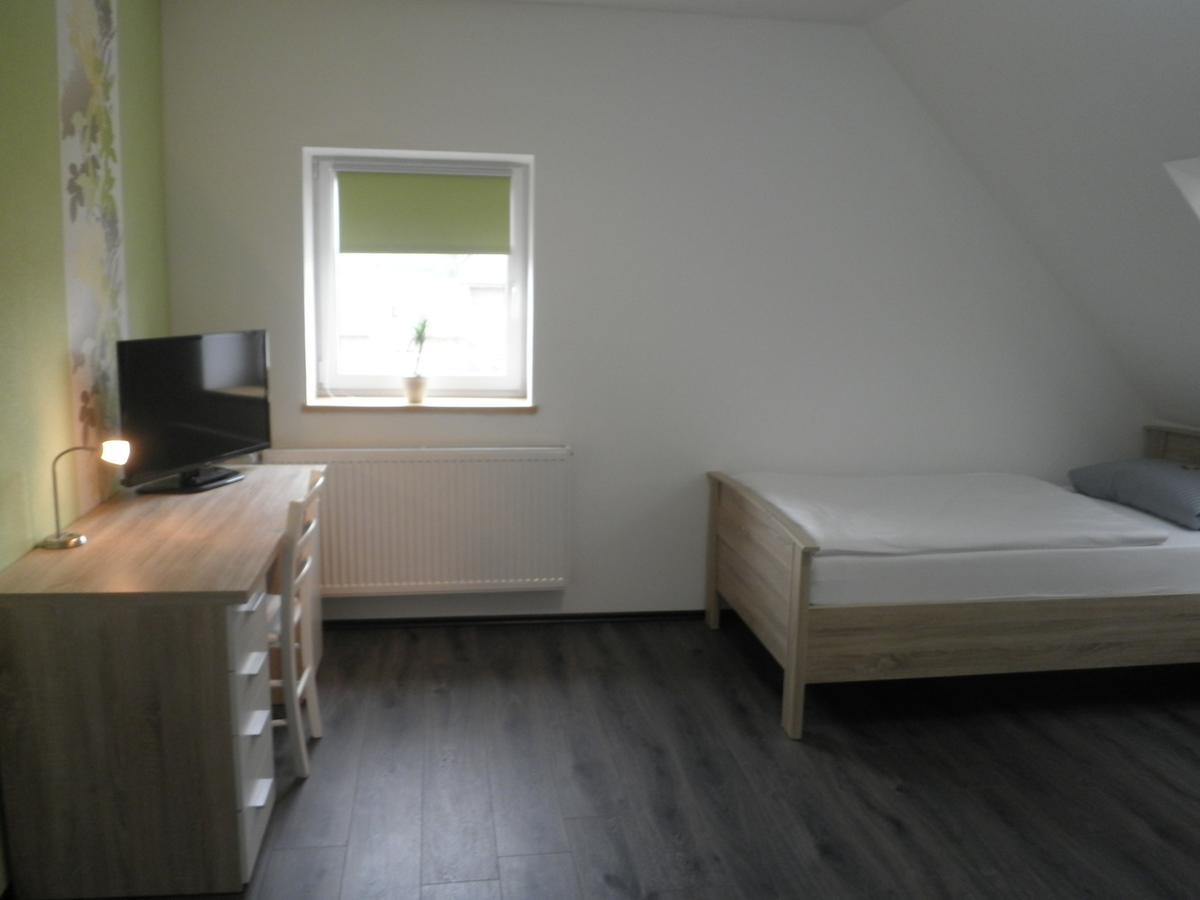 Bennetts Restaurant Und Hotel Wittingen Room photo